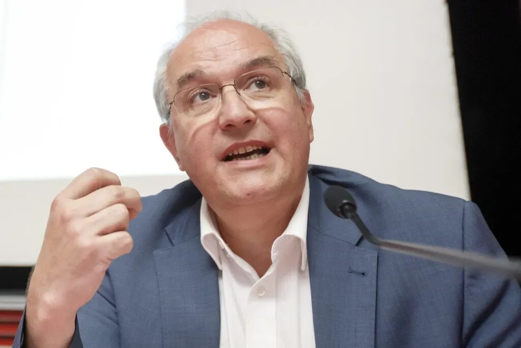 Prof. Nicolas Levrat